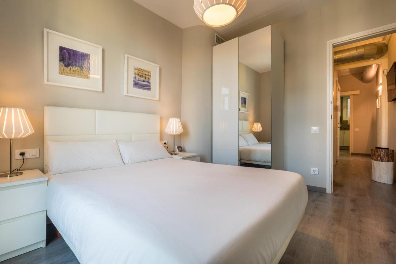 51par1011 In Parallel Appartement *